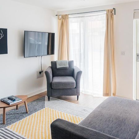 The City Song 1 Bedroom Apartment In Rotherhithe London Exterior photo